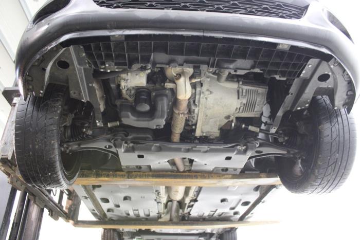 Citroen C3 1.2 12V e-THP PureTech 110 Sloopvoertuig (2022, Zwart)