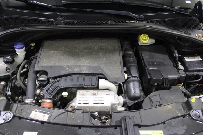 Citroen C3 1.2 12V e-THP PureTech 110 Sloopvoertuig (2022, Zwart)