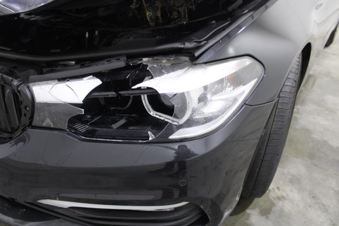 BMW 5 serie 520d 2.0 TwinPower Turbo 16V Sloopvoertuig (2018, Zwart)