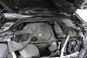 BMW 5 serie Touring 518d 2.0 TwinPower Turbo 16V Mild Hybrid Sloopvoertuig (2020, Grijs)