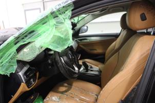 BMW 5 serie Touring 518d 2.0 TwinPower Turbo 16V Mild Hybrid Sloopvoertuig (2020, Grijs)