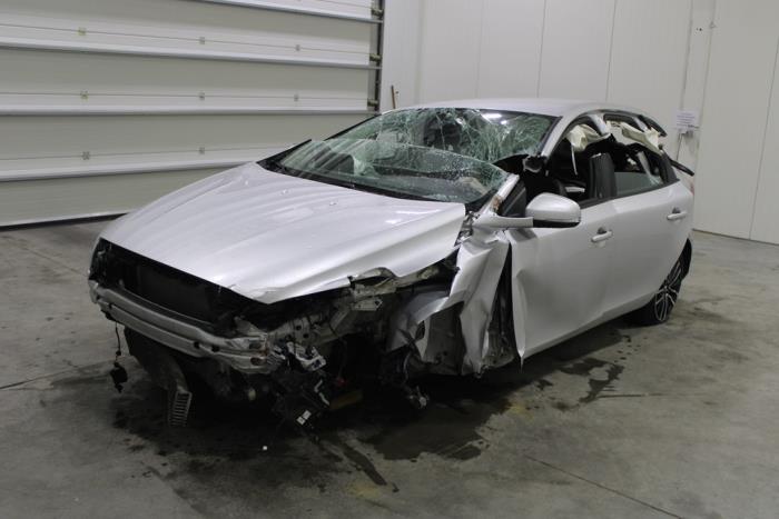 V40 (MV), 5 portes, 2012 / 2019