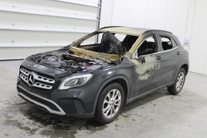 GLA (156.9), SUV, 2013 / 2019