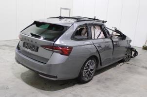 Skoda Octavia Combi 1.5 TSI MHEV 16V Sloopvoertuig (2024, Grijs)