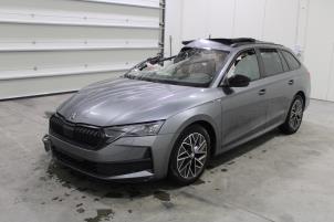 Skoda Octavia Combi 1.5 TSI MHEV 16V Sloopvoertuig (2024, Grijs)