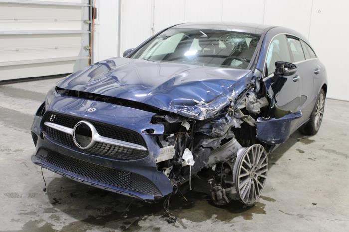 Mercedes CLA