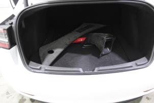 Tesla Model 3 Sloopvoertuig (2023, Wit)