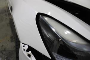 Tesla Model 3 Sloopvoertuig (2023, Wit)