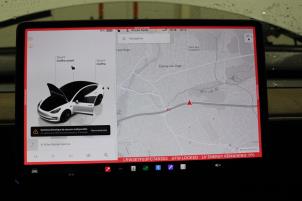 Tesla Model 3 Sloopvoertuig (2023, Wit)