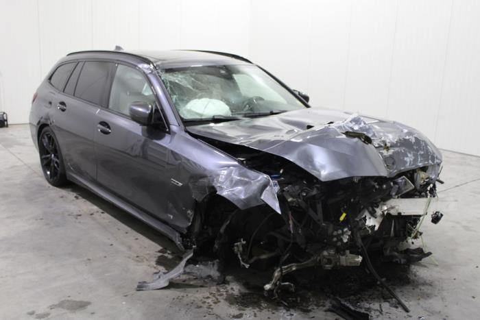 BMW 3 serie Touring 320e 2.0 TwinPower Turbo 16V Sloopvoertuig (2022, Grijs)