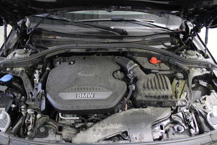 BMW 1 serie 116d 1.5 12V TwinPower Sloopvoertuig (2022, Donker, Zwart)