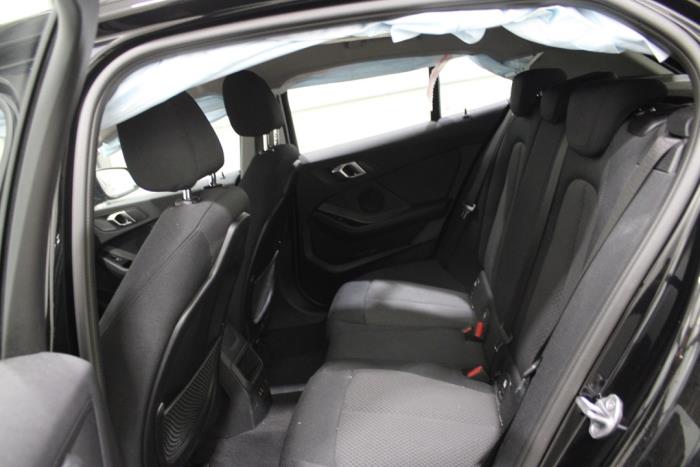 BMW 1 serie 116d 1.5 12V TwinPower Sloopvoertuig (2022, Donker, Zwart)