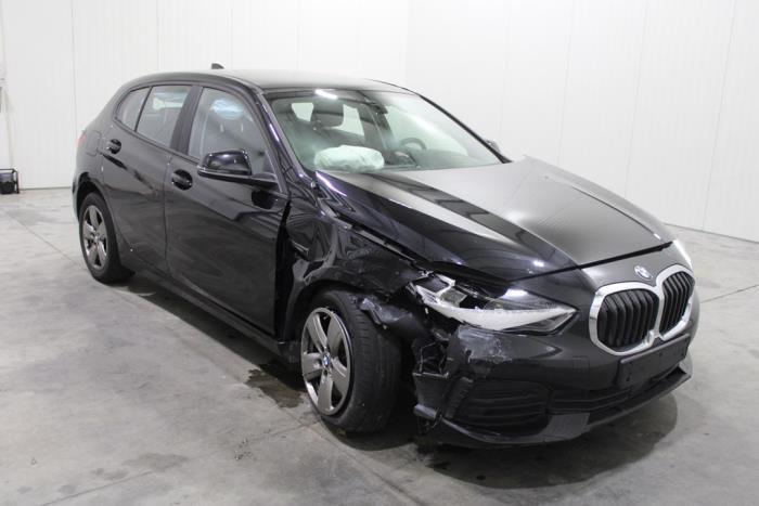 BMW 1 serie 116d 1.5 12V TwinPower Sloopvoertuig (2022, Donker, Zwart)