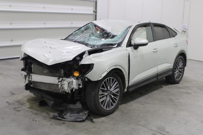 Q3 Sportback (F3N), SUV, 2019