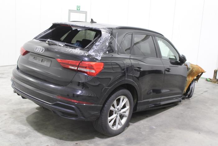 Audi Q3 V5600