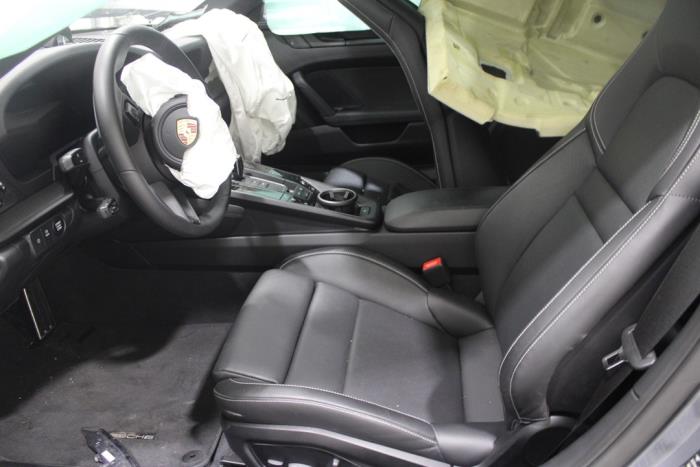 Porsche 911 V5616