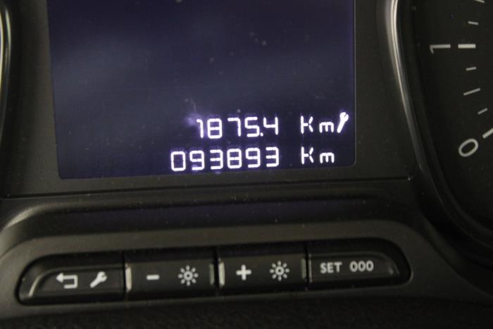 Peugeot Expert V5646