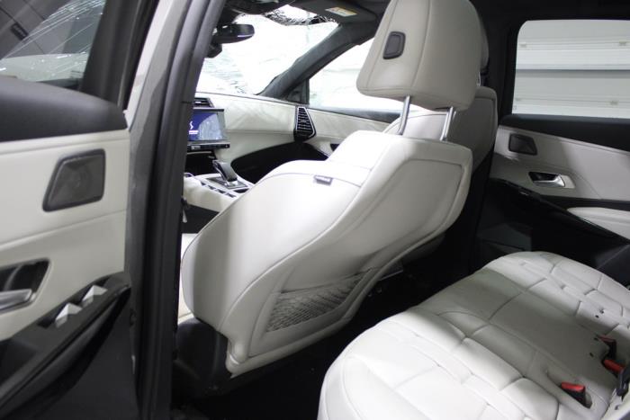 DS Automobiles DS7 Crossback V5667