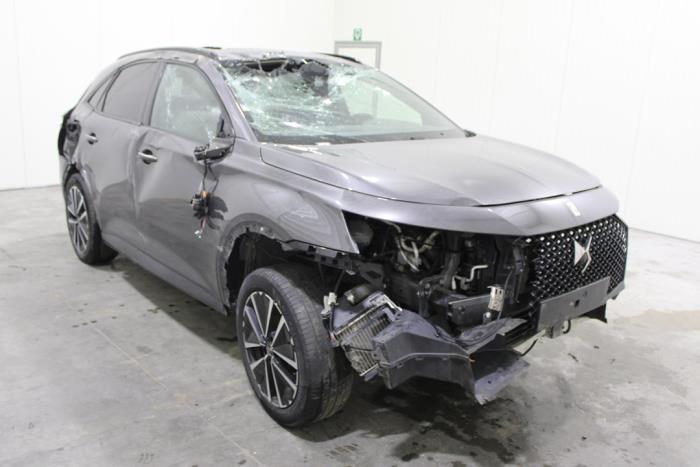 DS Automobiles DS7 Crossback V5667