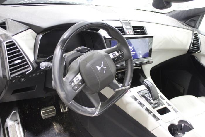 DS Automobiles DS7 Crossback V5667