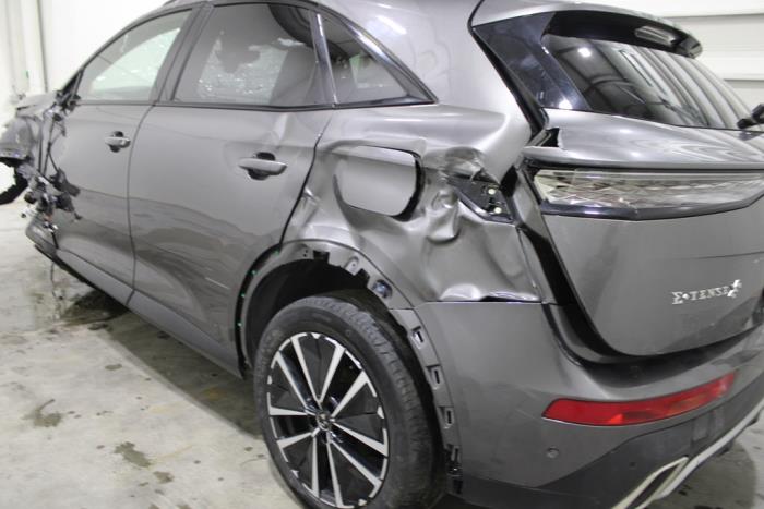 DS Automobiles DS7 Crossback V5667