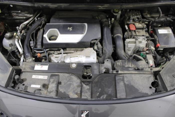 DS Automobiles DS7 Crossback V5667