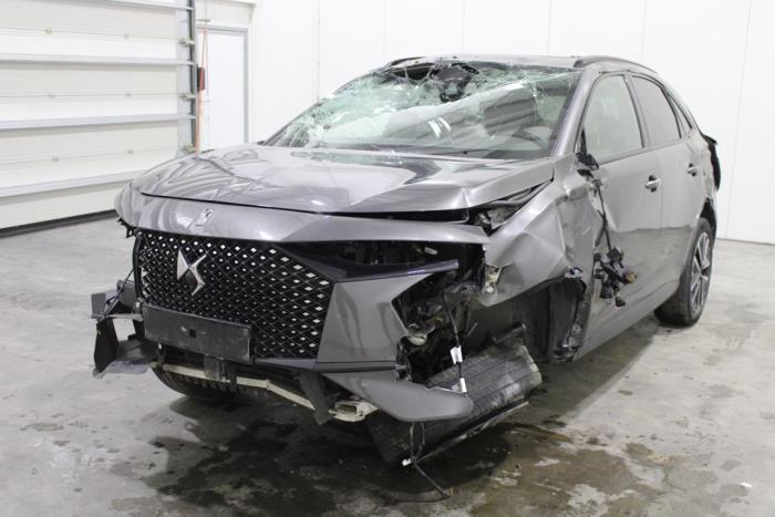 DS Automobiles DS7 Crossback V5667