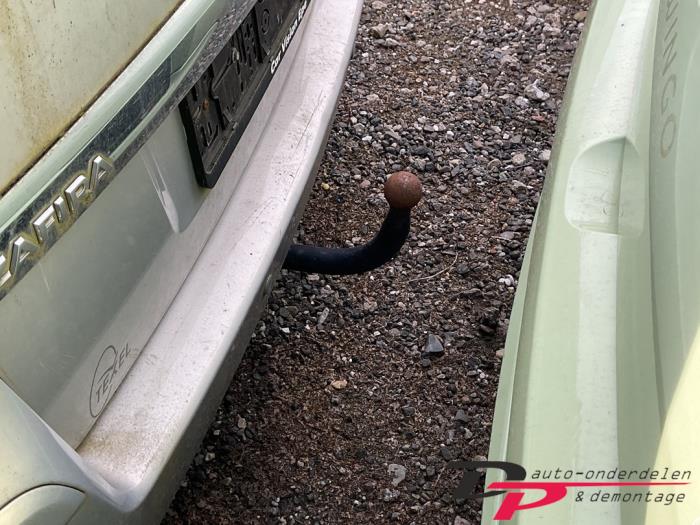 Opel Zafira 2.2 16V Direct Ecotec Sloopvoertuig (2006, Grijs)