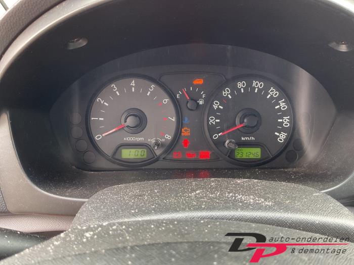 Kia Picanto 1.1 12V Sloopvoertuig (2004, Rood)