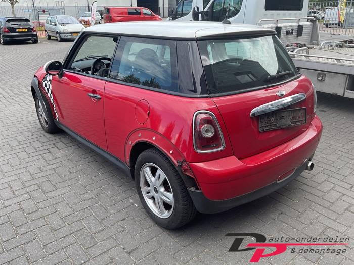 Mini Mini 1.6 16V Cooper Sloopvoertuig (2007, Rood)
