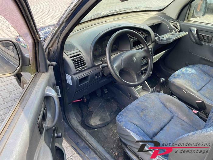 Peugeot Partner 1.9 D Sloopvoertuig (2001)