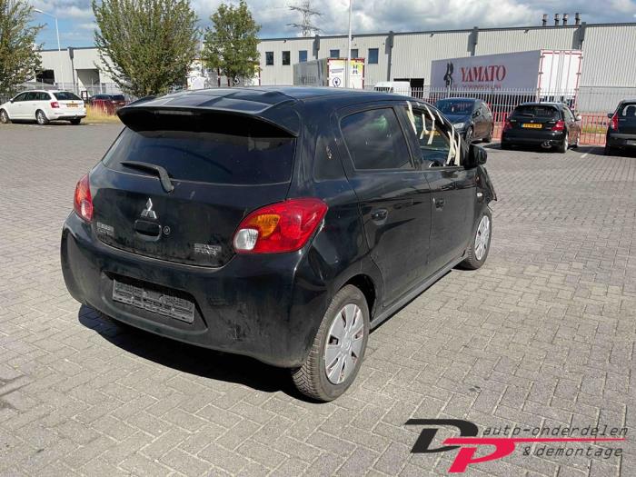 Mitsubishi Space Star 1.2 12V Sloopvoertuig (2013, Zwart)