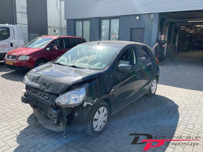 Mitsubishi Space Star 1.2 12V Sloopvoertuig (2013, Zwart)