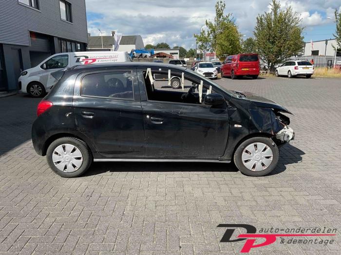 Mitsubishi Space Star 1.2 12V Sloopvoertuig (2013, Zwart)