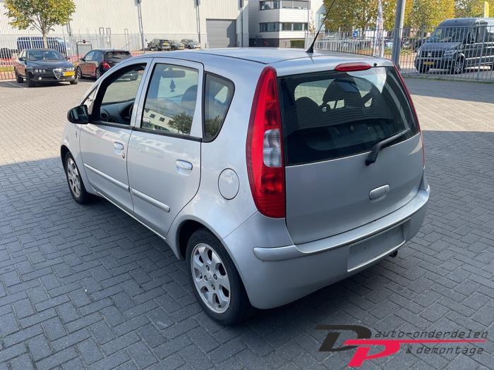 Mitsubishi Colt 1.3 16V Sloopvoertuig (2007, Grijs)