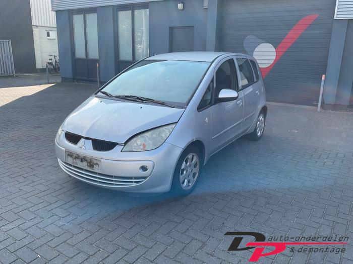 Mitsubishi Colt 1.3 16V Sloopvoertuig (2007, Grijs)