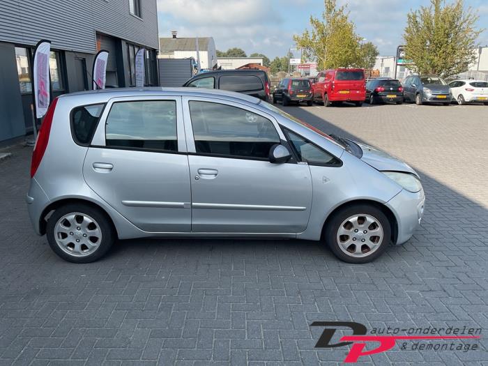 Mitsubishi Colt 1.3 16V Sloopvoertuig (2007, Grijs)