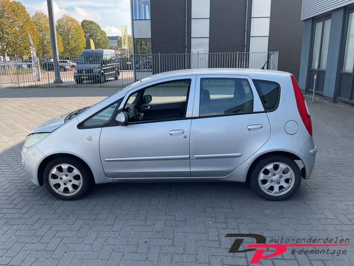 Mitsubishi Colt 1.3 16V Sloopvoertuig (2007, Grijs)