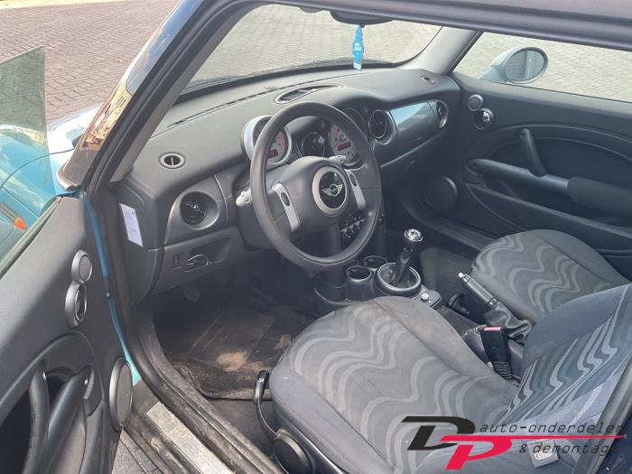 Mini Mini One/Cooper 1.6 16V One Sloopvoertuig (2004, Blauw)