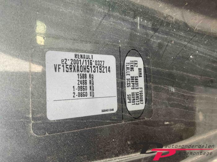 Renault Clio IV 0.9 Energy TCE 90 12V Sloopvoertuig (2014, Grijs)