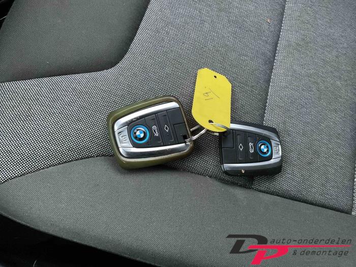 BMW i3 i3 94Ah Sloopvoertuig (2016, Grijs)