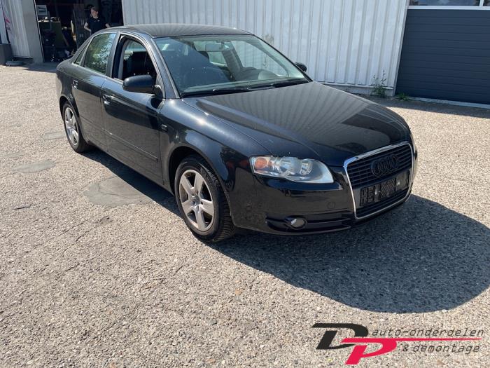 Audi A4 1.8 T 20V Sloopvoertuig (2007, Zwart)