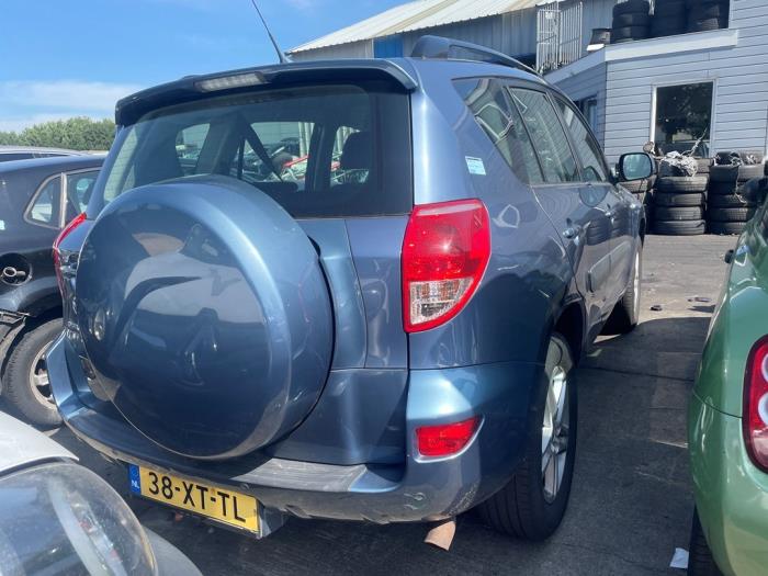 Toyota RAV4 2.0 16V VVT-i 4x4 Occasion (2007, Blauw)