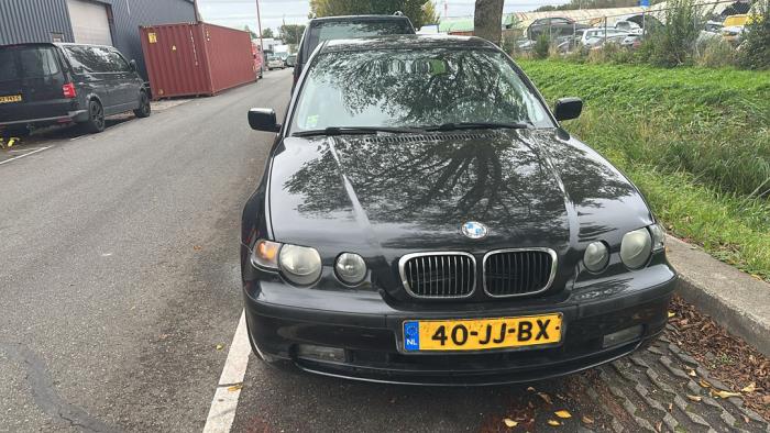 BMW 3 serie Compact 318ti 16V Occasion (2002, Zwart)