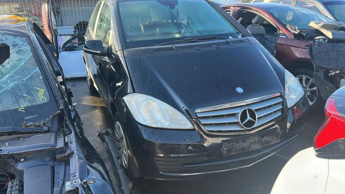 Mercedes A 1.5 A-160 Occasion (2009, Zwart)