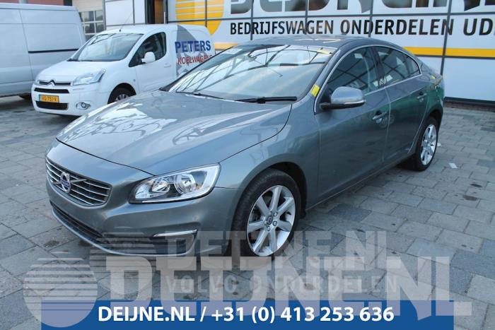 Volvo S60 PCV valve O283442 Donor vehicle