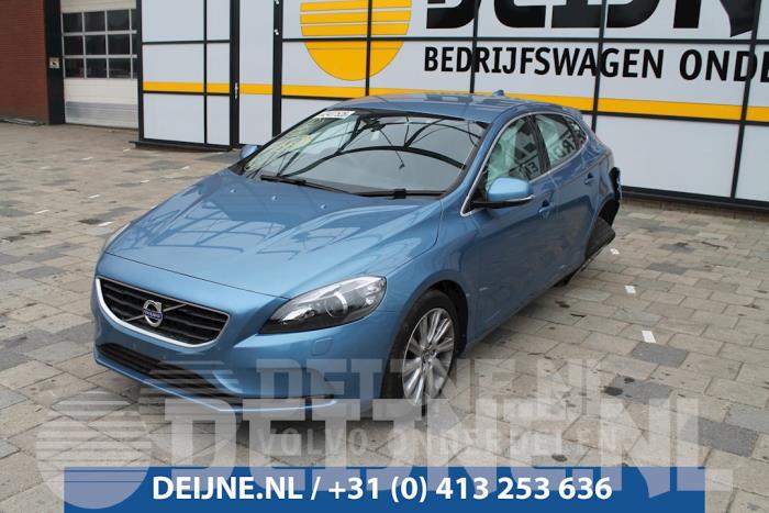 Volvo V40 Seitenschürze links O75767 Spenderfahrzeug