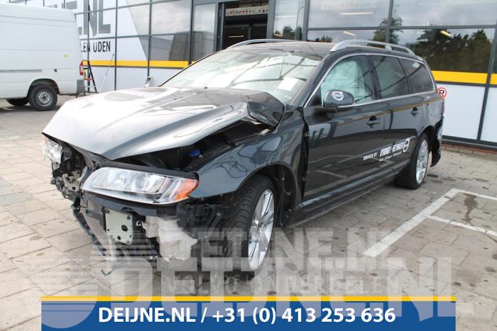 Volvo V70 Kolben O105621 Spenderfahrzeug