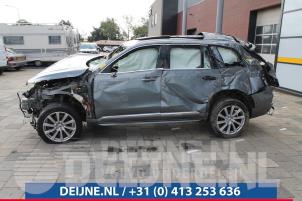 Volvo XC90 16-