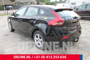 Volvo V40 12-